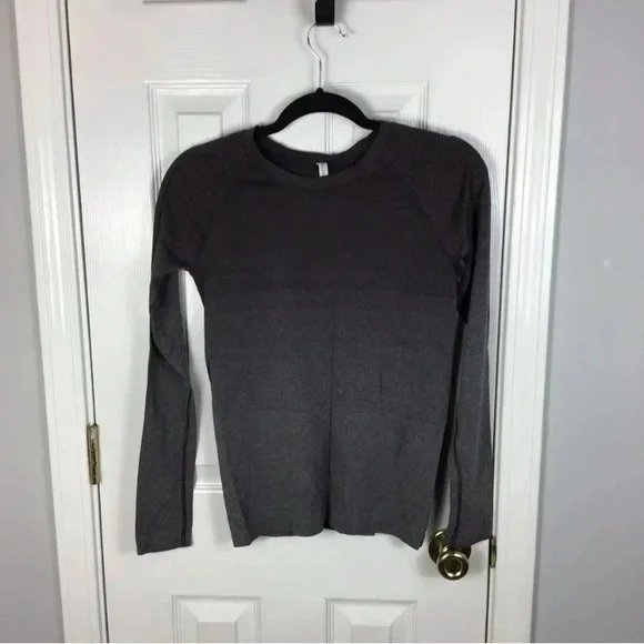 Athleta Women's Momentum Gradient Heather Long Sleeve Top Size Small - Picture 3 of 5